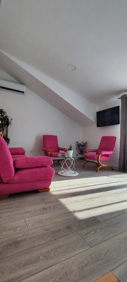 Apartman Leona Kaštela Exterior foto