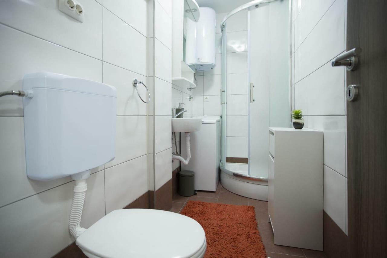 Apartman Leona Kaštela Exterior foto